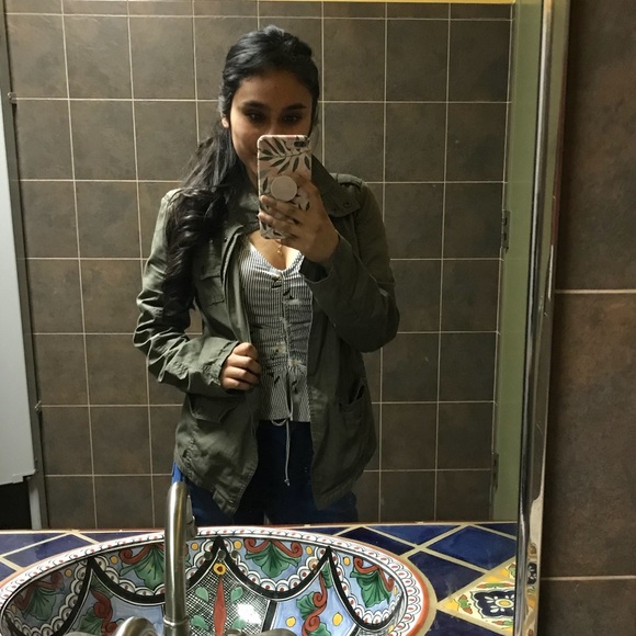 Meet your Posher, Noriceli - Picture 1 of 1